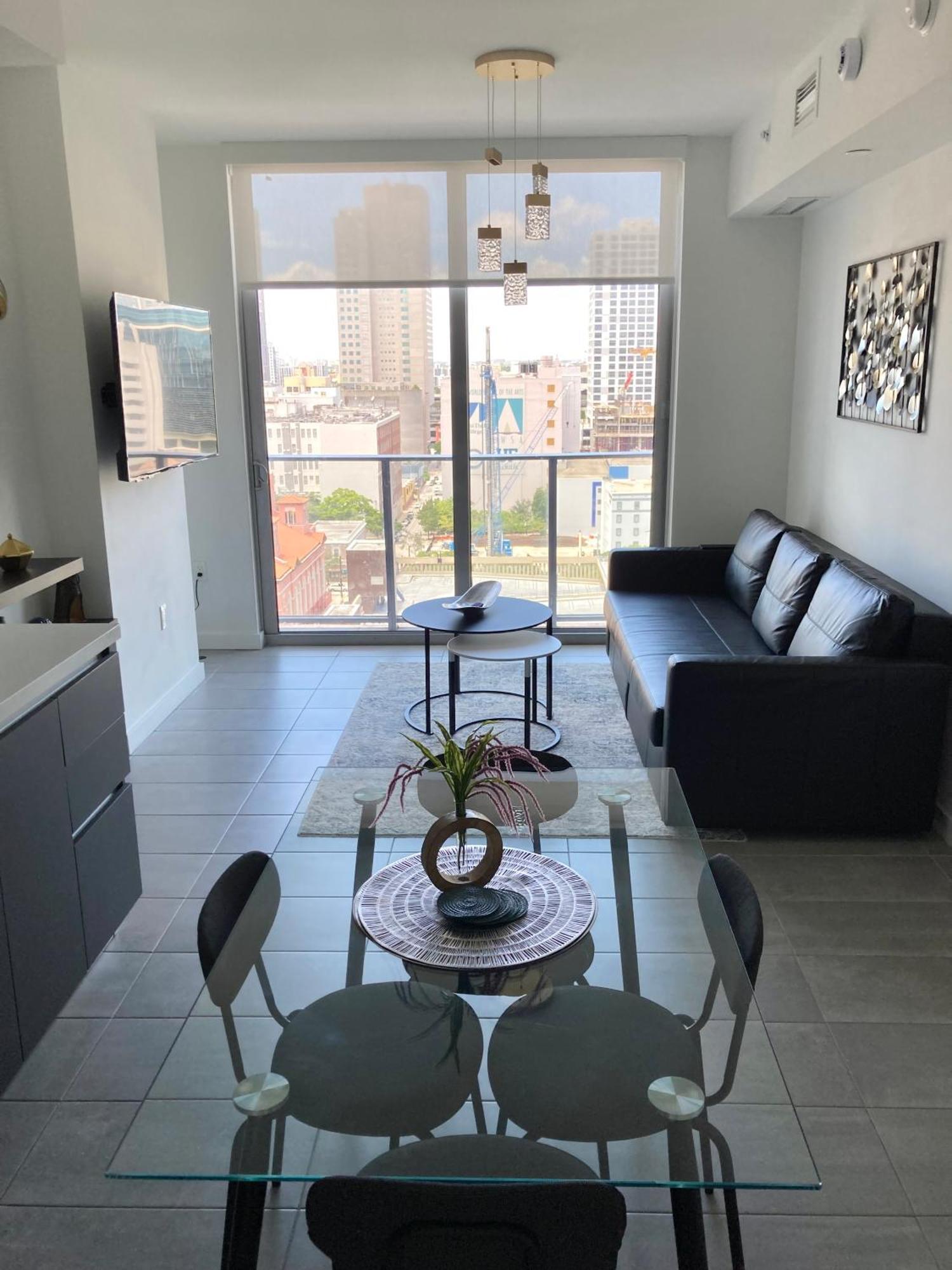 Brand New Modern 1 Bedroom Unit Downtown Miami Exterior photo