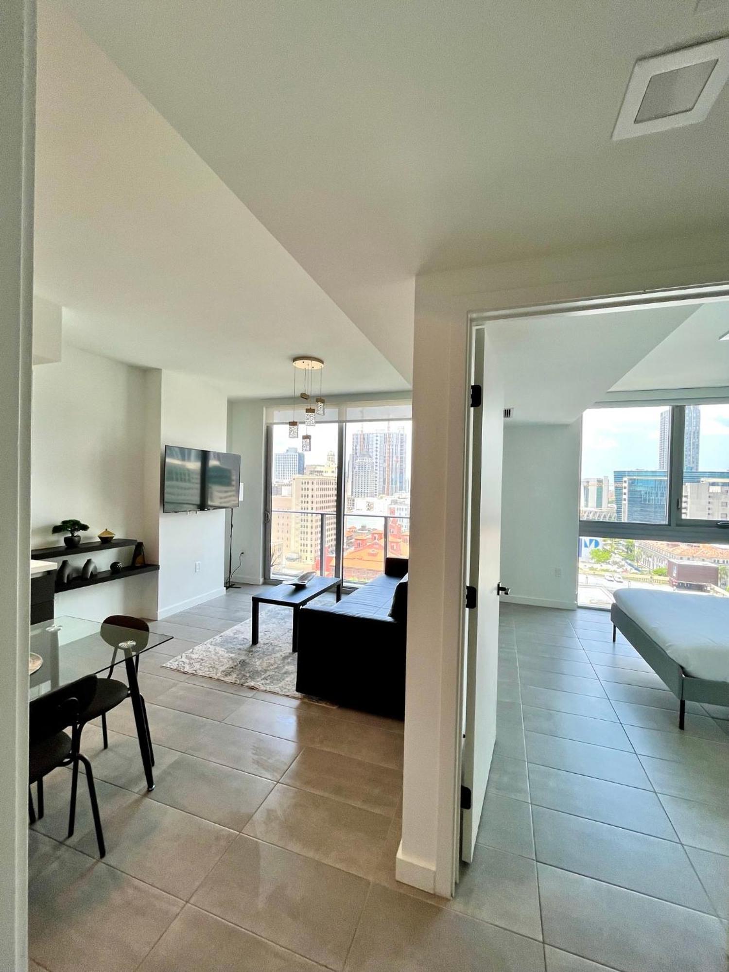 Brand New Modern 1 Bedroom Unit Downtown Miami Exterior photo