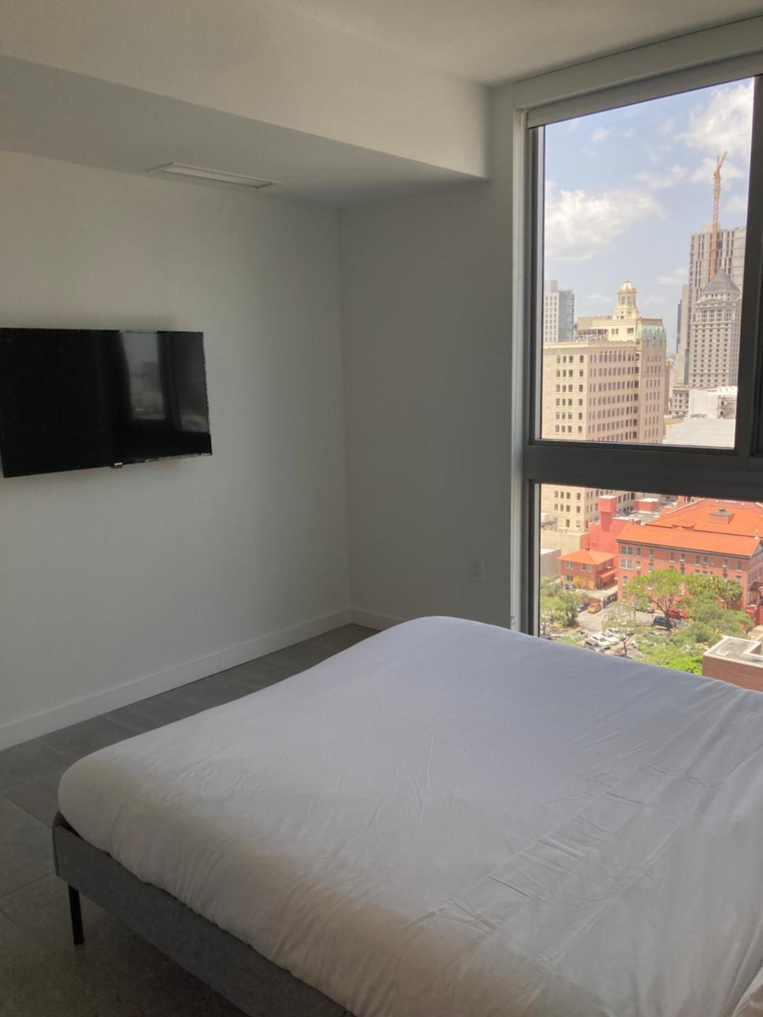 Brand New Modern 1 Bedroom Unit Downtown Miami Exterior photo