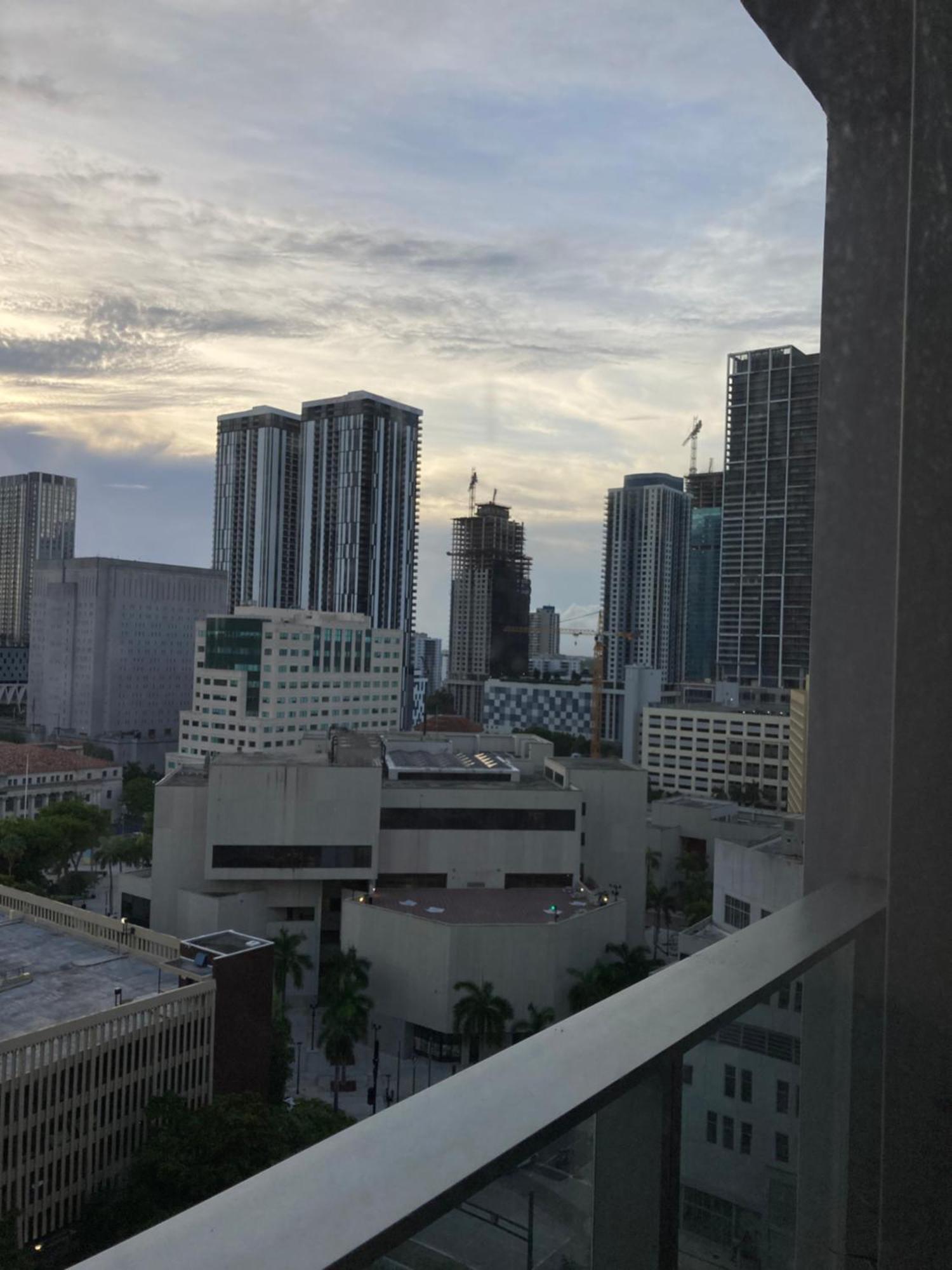 Brand New Modern 1 Bedroom Unit Downtown Miami Exterior photo